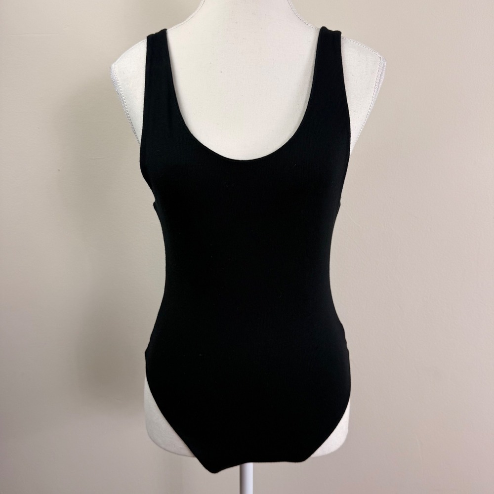 Audrey 3+1 Black Ribbed Scoop Neck Deep Back Bodysuit Size M